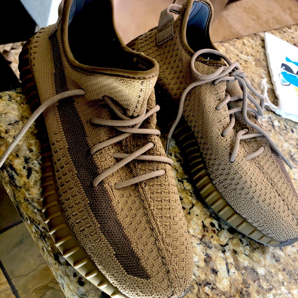 Men’s  yeezy shoes